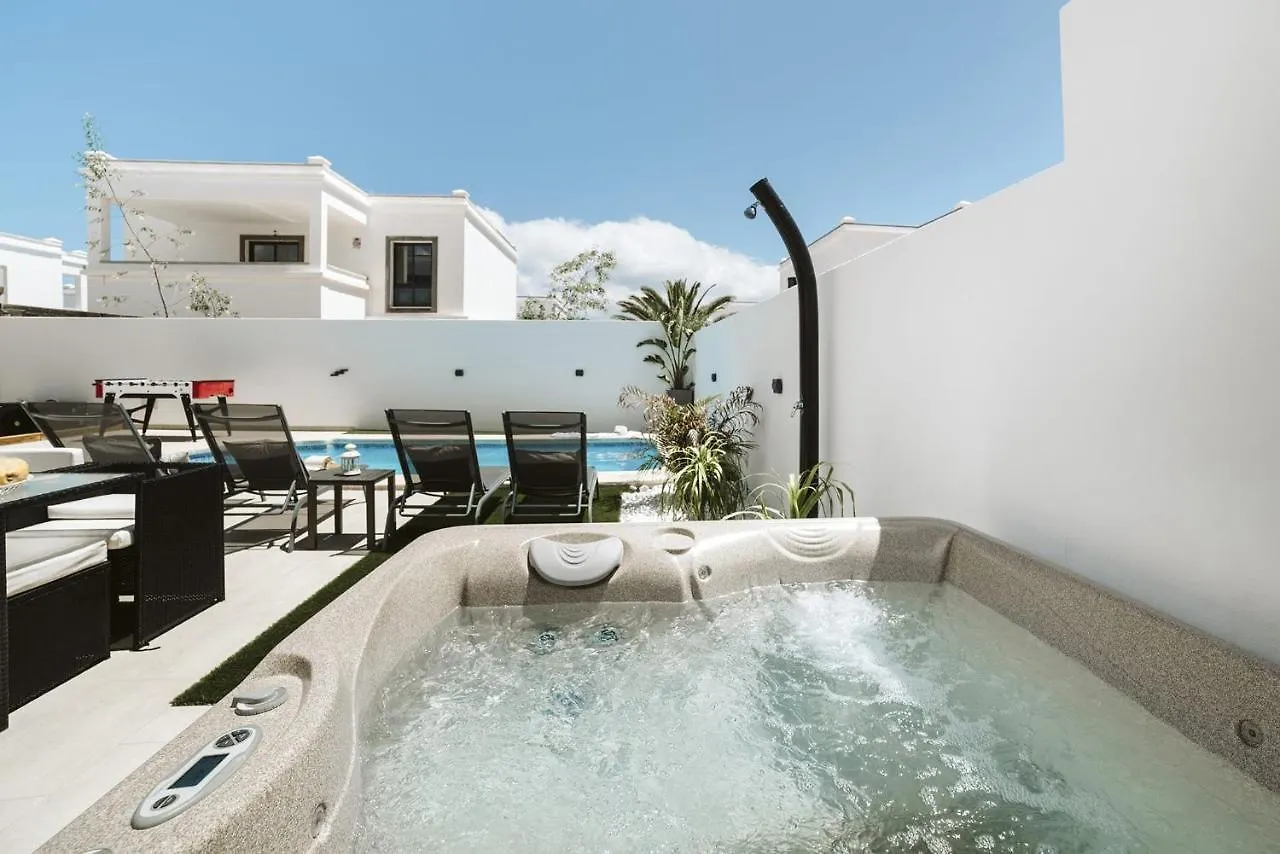 Villa Flamboyan Yaiza  Spain